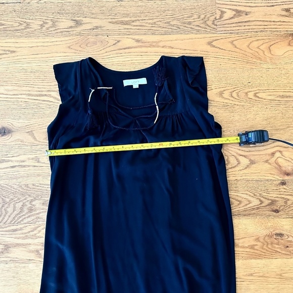 LOFT Capsleeve Summer Mini Dress with Decorative Tassels (Size XS) - Picture 4 of 10
